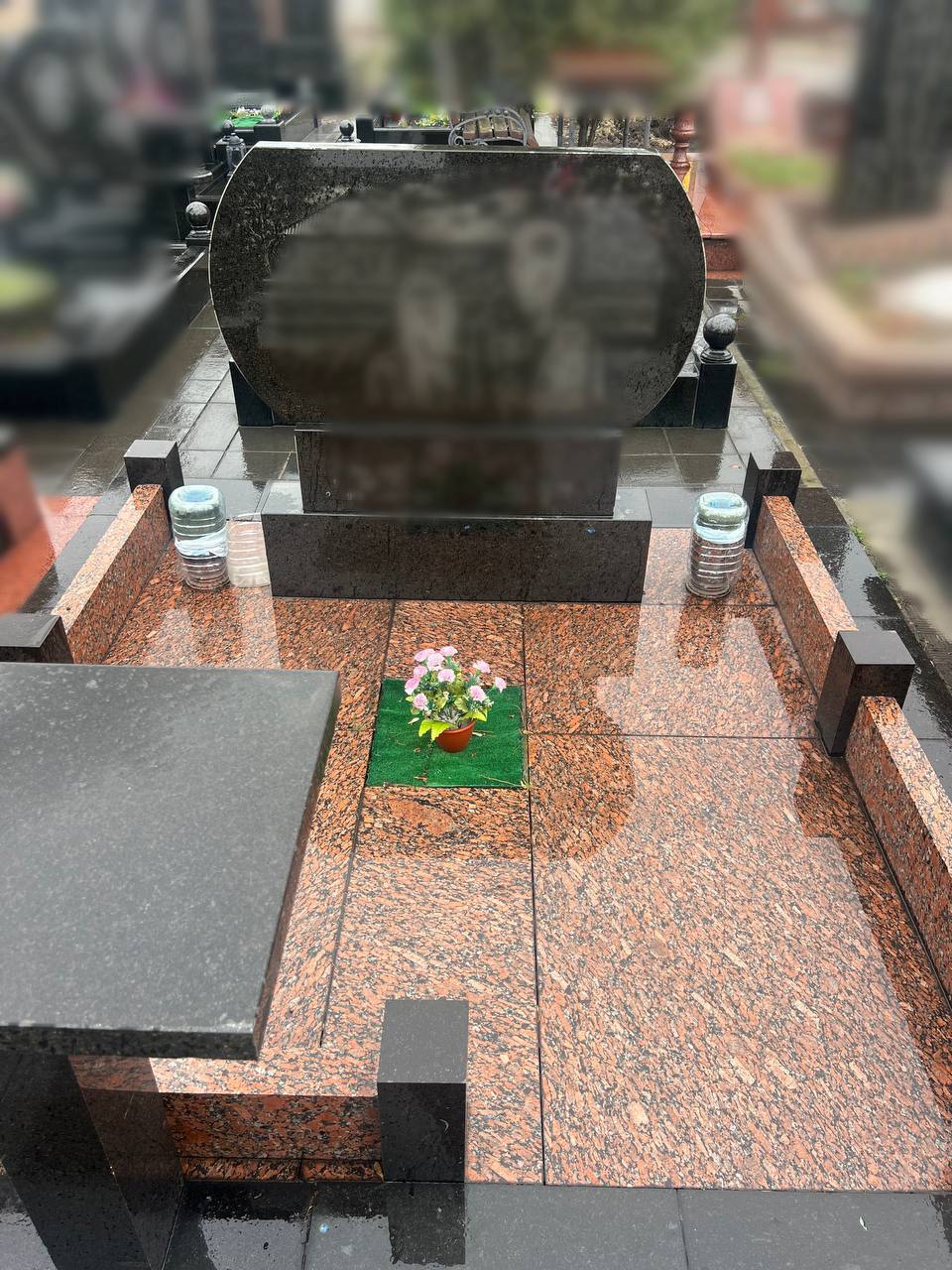 Сімейний меморіал 1