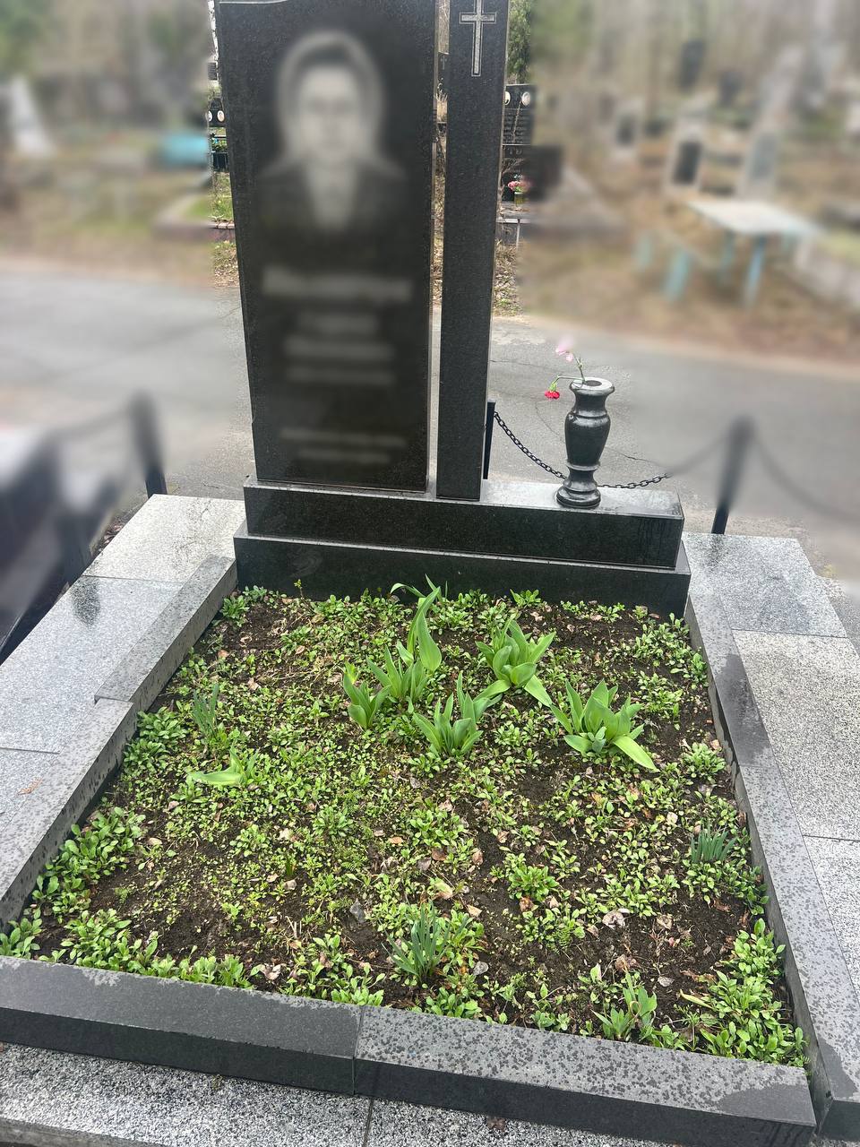 Одинарний меморіал 10