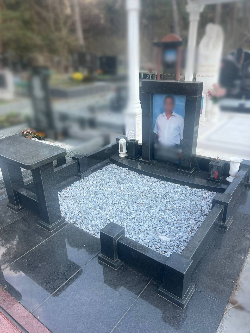 Одинарний меморіал 19