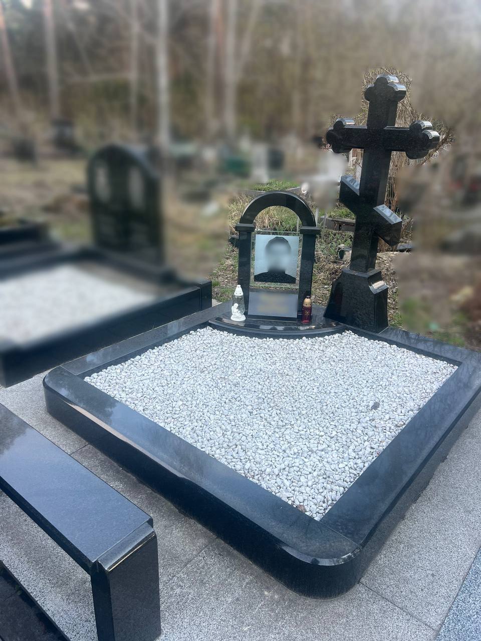 Одинарний меморіал 23